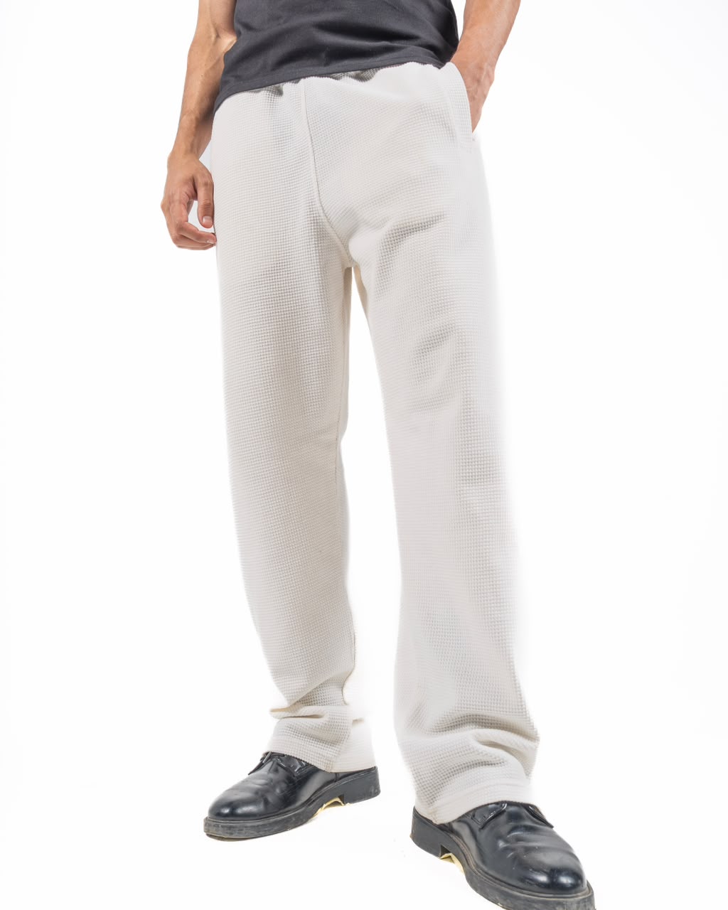 Dot texture pants - White